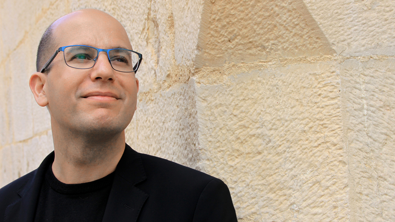 Yun-Haus: Alfonso Gómez spielt das Klavier-Rezital „Kosmos Boulez“ u.a.