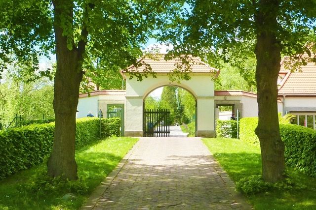 GRENZENLOS | Groß Glienicke – Kladow | Ortsgeschichtliche Wanderung | Der Landhausgarten von Dr. Max Fraenkel